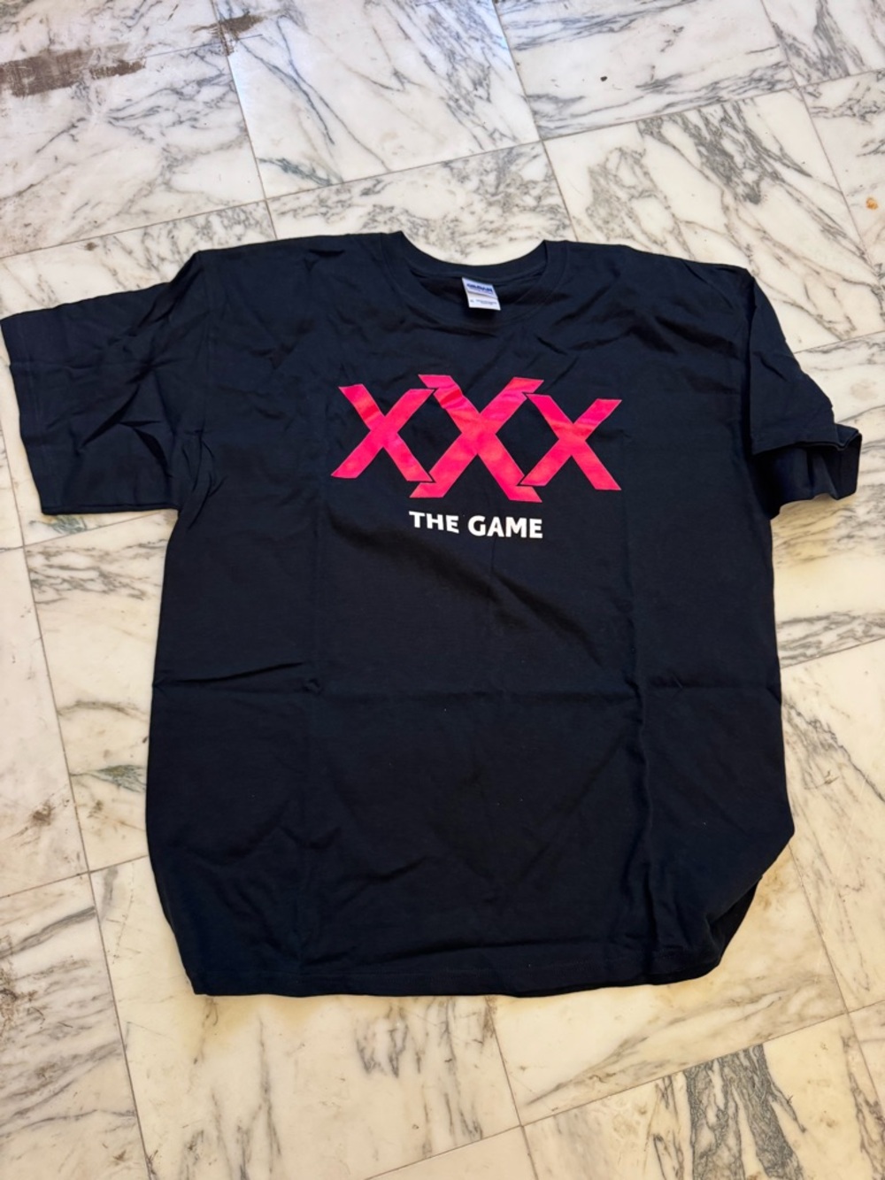 Gildan Black Heavy Cotton T-Shirt with black and Red pinkish Tag XXX sz XL